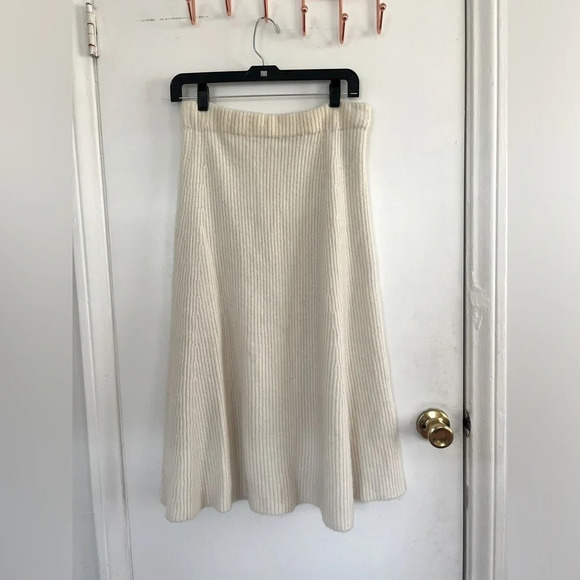 Maje Jessy Ribbed Knit Ecrue Mini Skirt | 2 - Picture 5 of 7